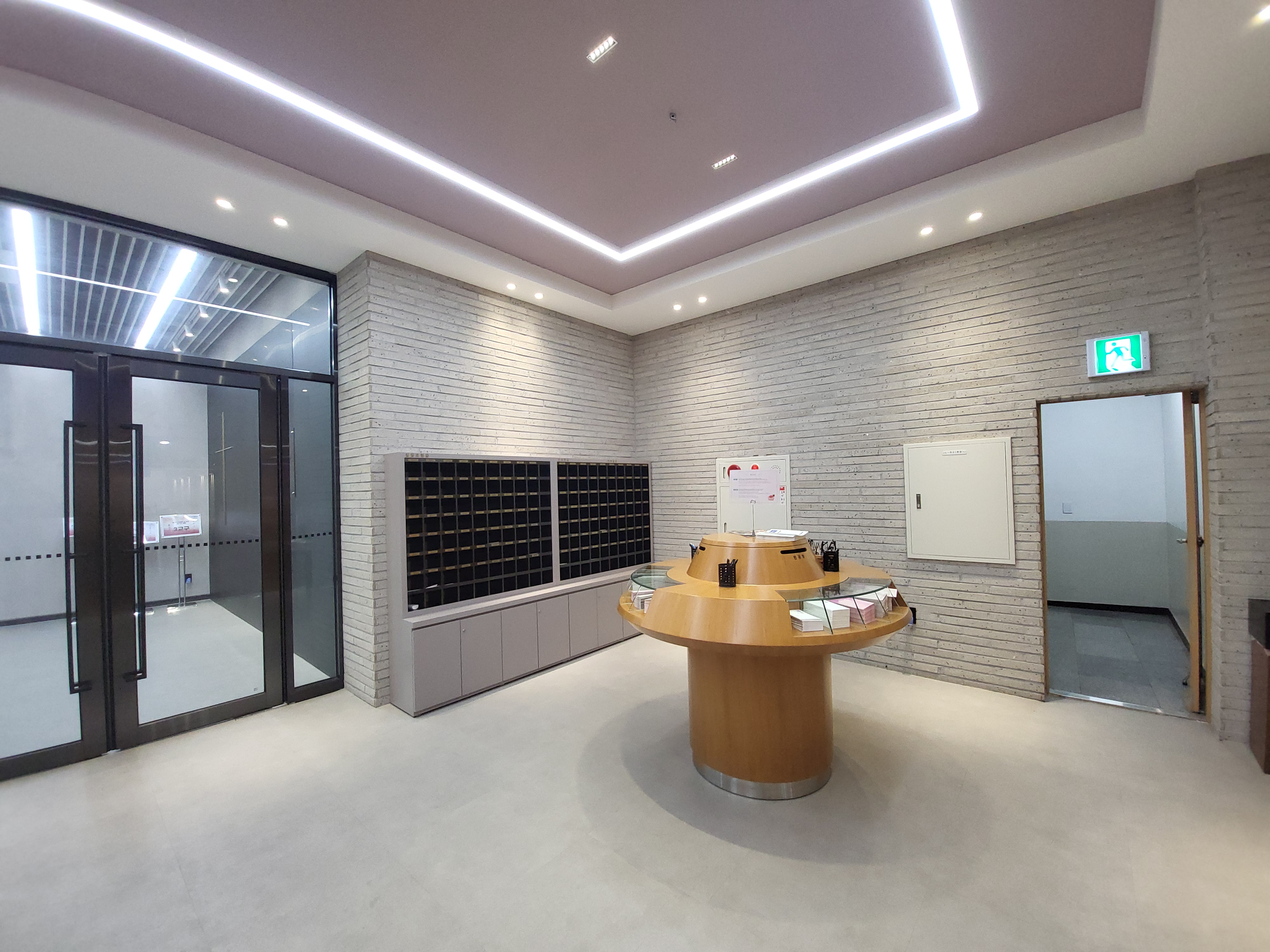 1층 로비 셀프커피카운터·주보카운터·헌금함